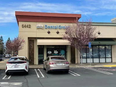 outside front view of Clayton Dental Group in Concord, CA
